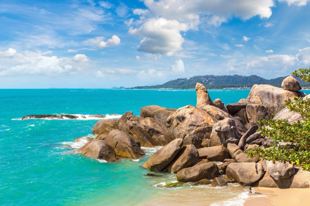 The granite boulders of Hin Ta Hin Yai on the Lamai coast